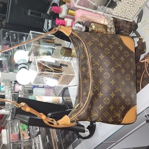 Louis Vuitton shoulder bag
